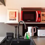 Vatican Stunning 2 Bedroom Lägenhet *