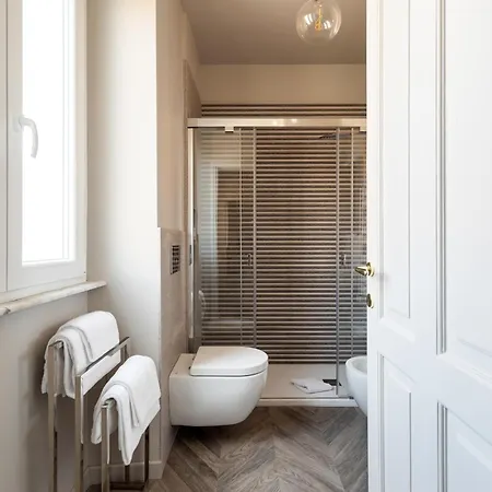 Vatican Stunning 2 Bedroom Lägenhet Rom