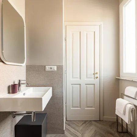 Vatican Stunning 2 Bedroom